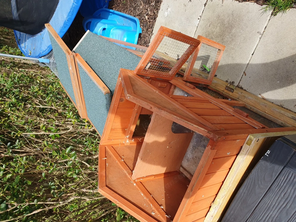 Hasen Stall zu verschenken 