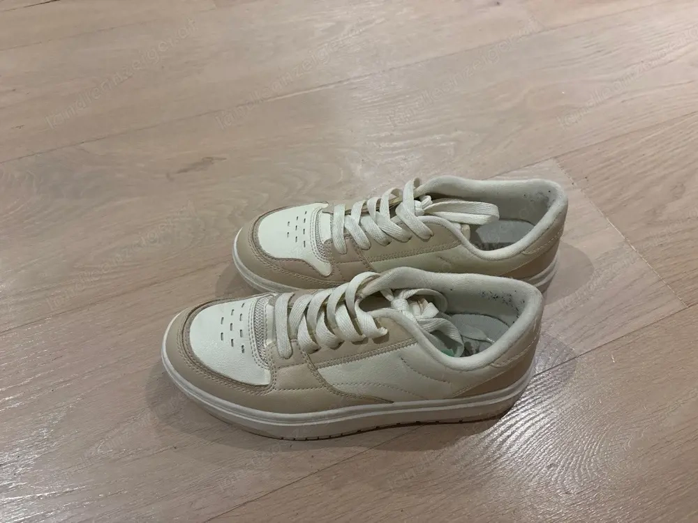Zara Freizeitschuhe