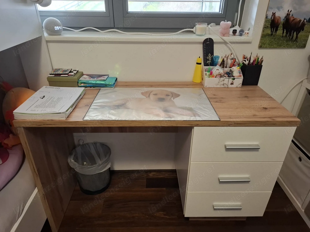 Schreibtisch Kinderzimmer 