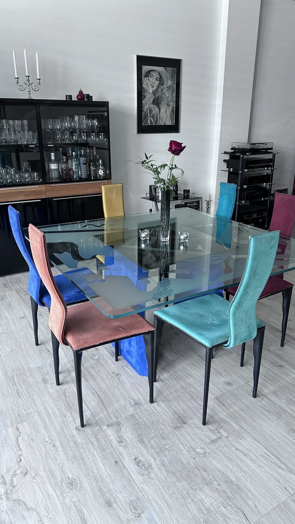 Designer Tisch mit Stühlen