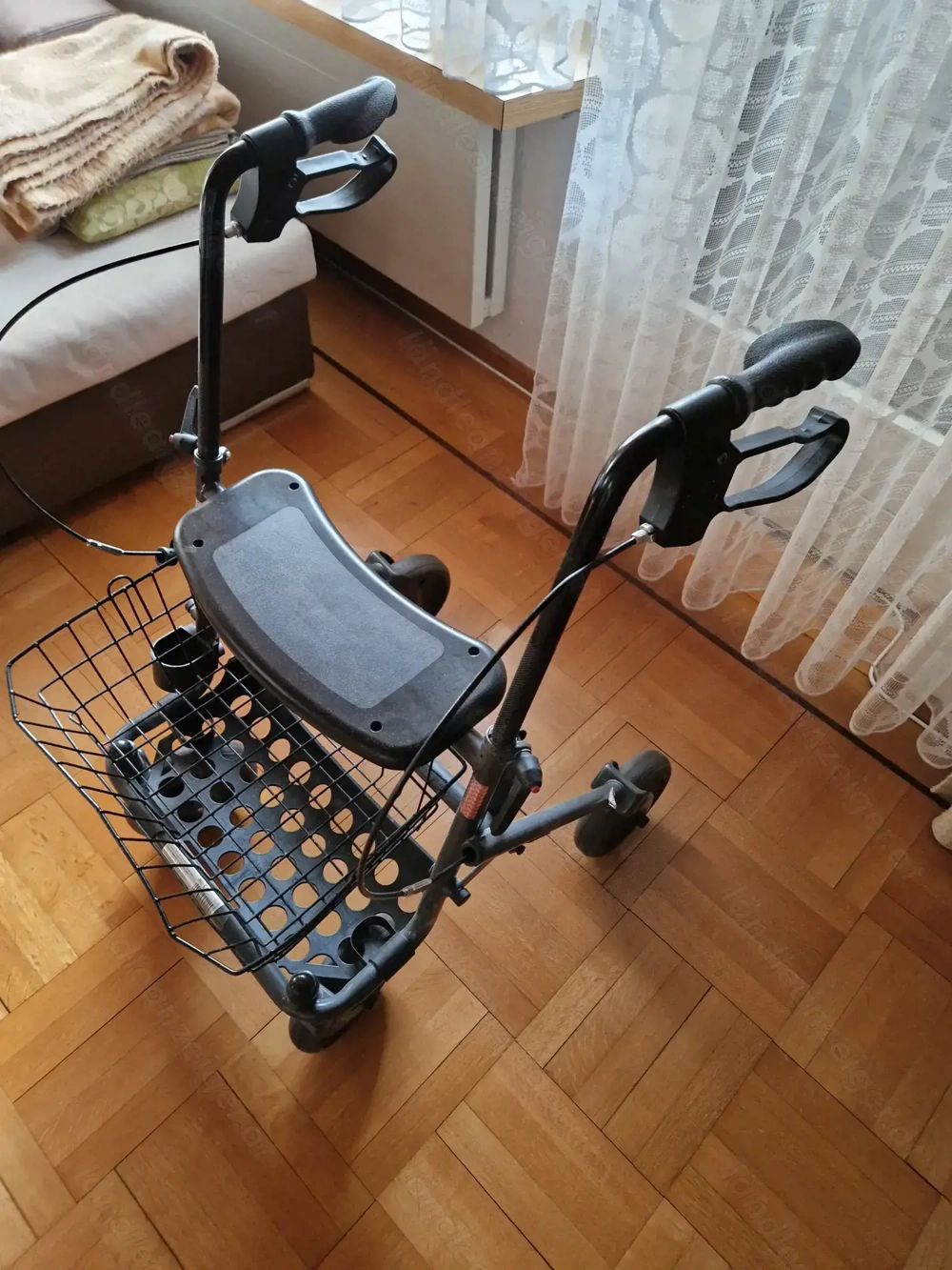 Rollator neuwertig