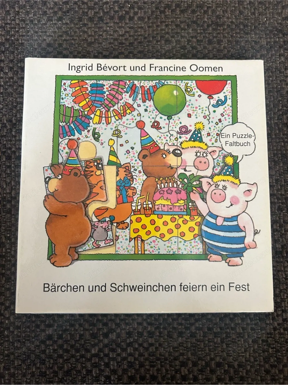 Bärchen und Schweinchen feiern ein Fest