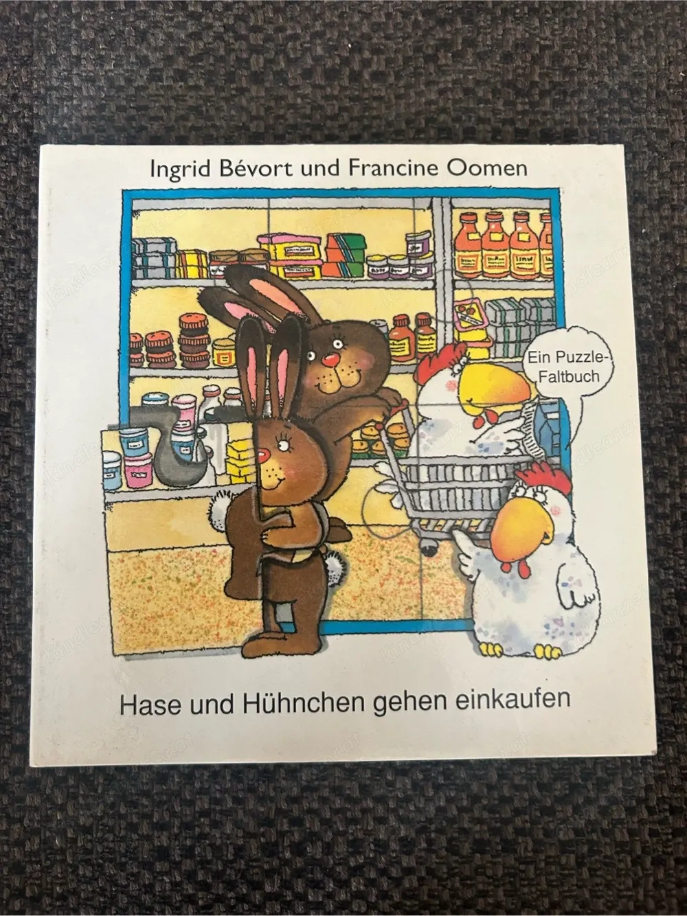 Hase und Hühnchen gehen einkaufen