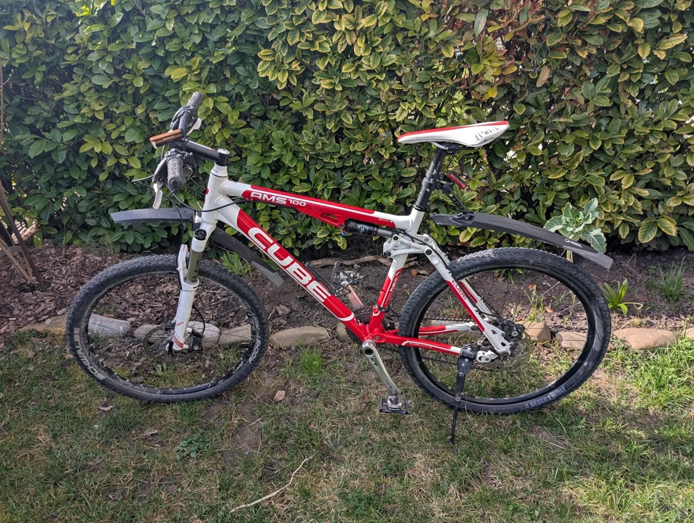 Mountainbike Cube AMS100
