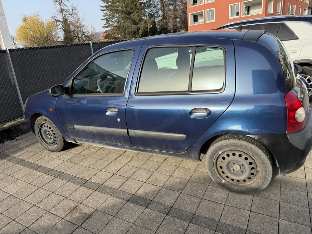 Renault Clio zu verkaufen - export oder bastler