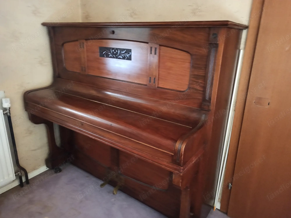 Klavier Lauberger & Gloss