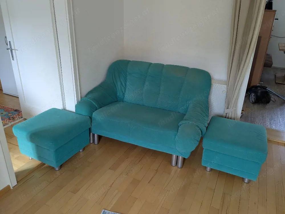 Couch mit 2 Hocker