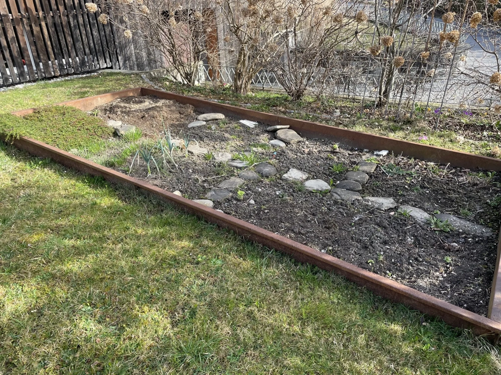 Einfassung Gartenbeet