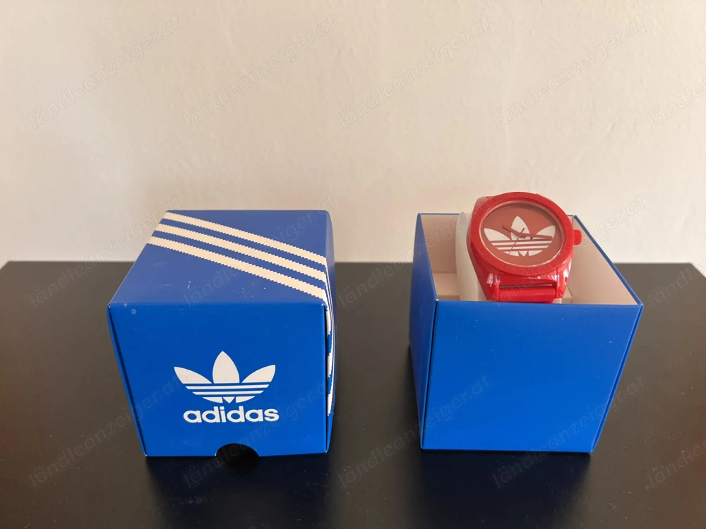 Adidas Uhr, rot, Kunststoff