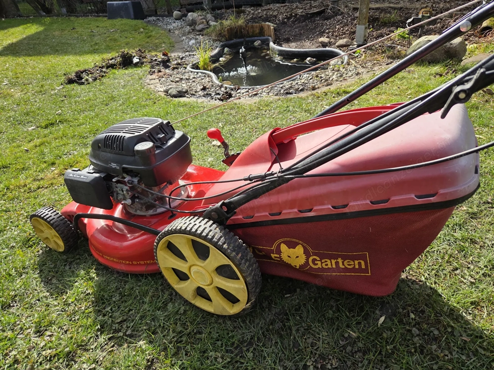 Wolf  Benzin-Rasenmäher mit Honda Motor