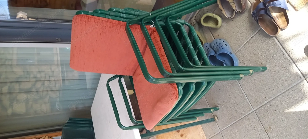 4 Stück Gartenstühle mit Auflagen