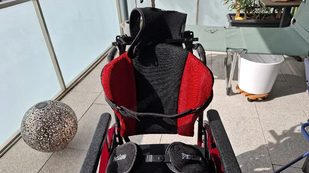 Rollstuhl Marke Berollka! NP 8.300,-