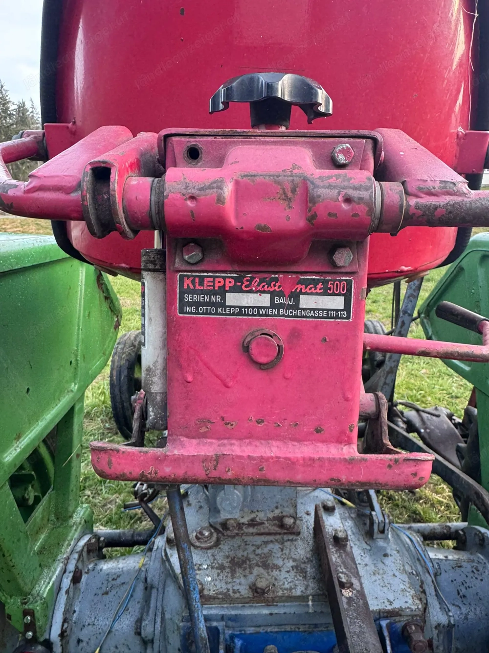 Steyr T80 mit Seilwinde und Mähwerk