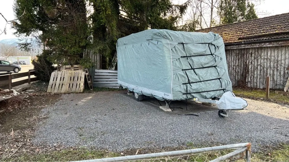 Abstellplatz Wohnmobil, Wohnwagen, ...