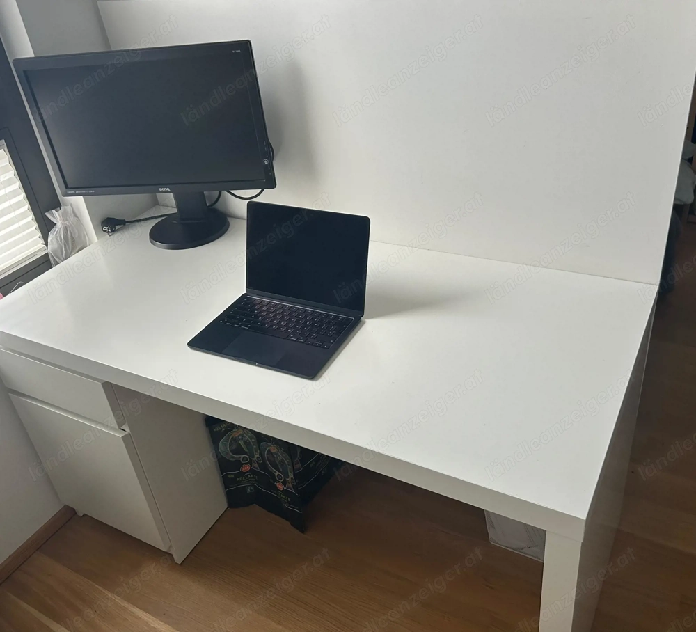 Schreibtisch IKEA Malm