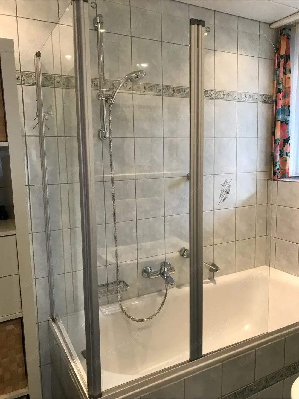 Badewannenfaltwand 3 - flügelig