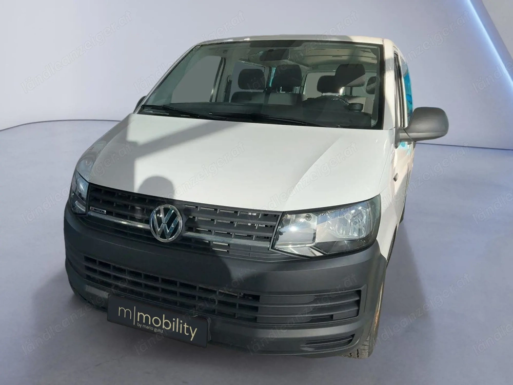 VW T6 Transporter 2.0 TDI 4Motion Kombi 