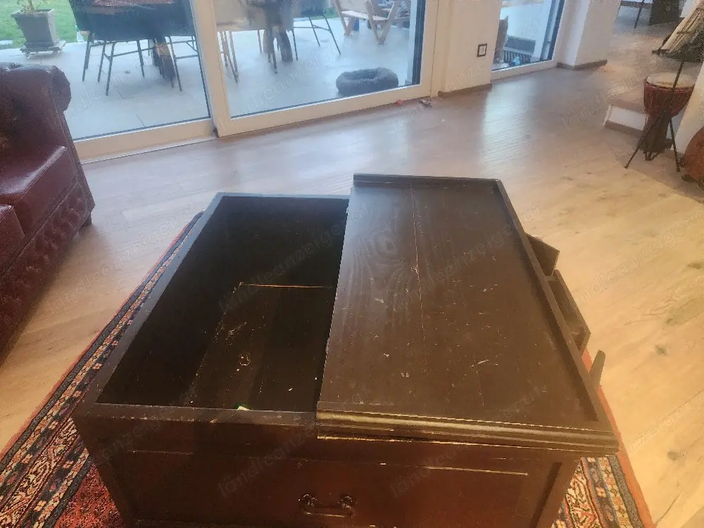 Holztruhe 90x90x46.5cm