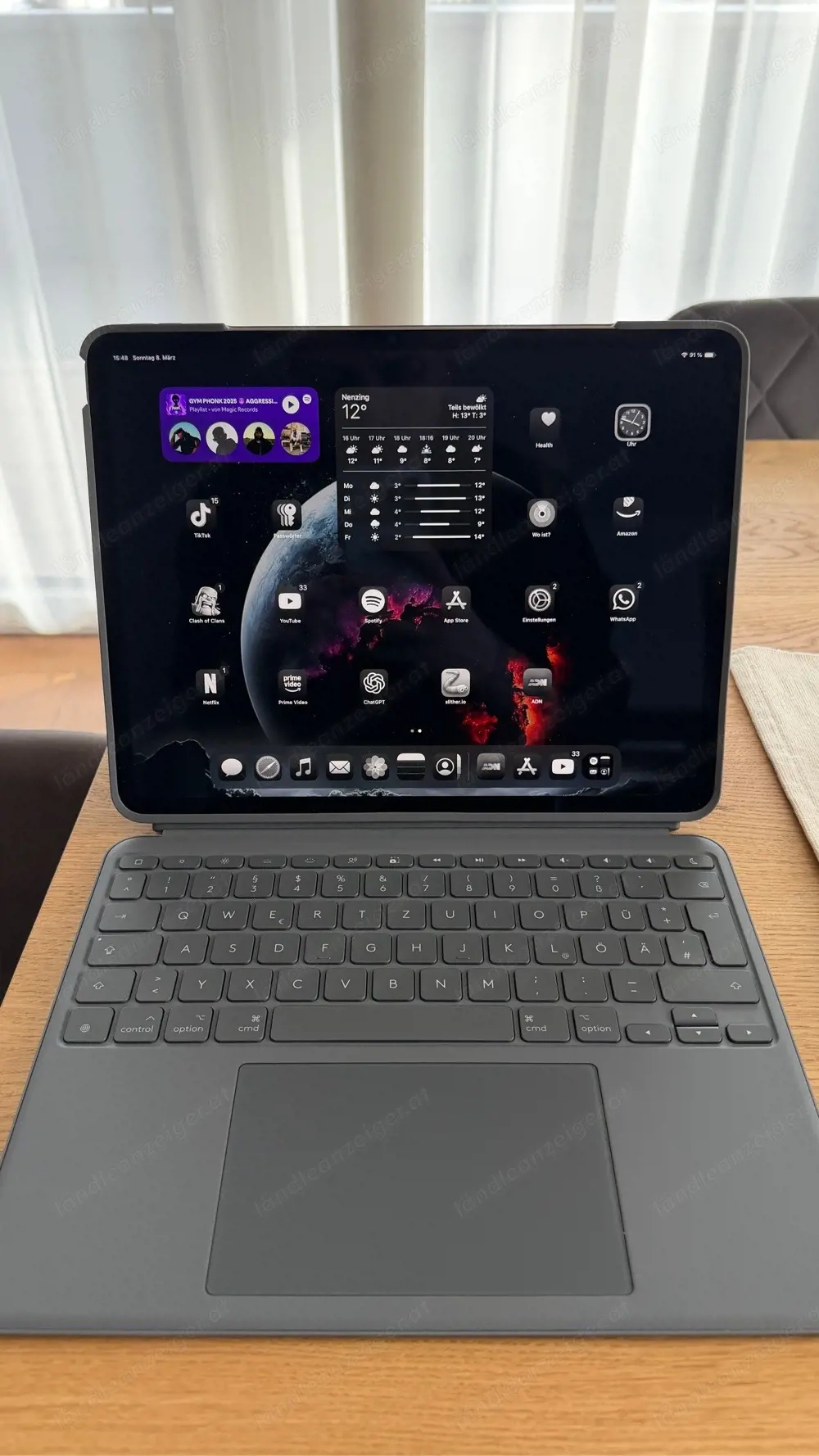 Apple iPad Air 13" (Wi-Fi, 128 GB) in Space Grau