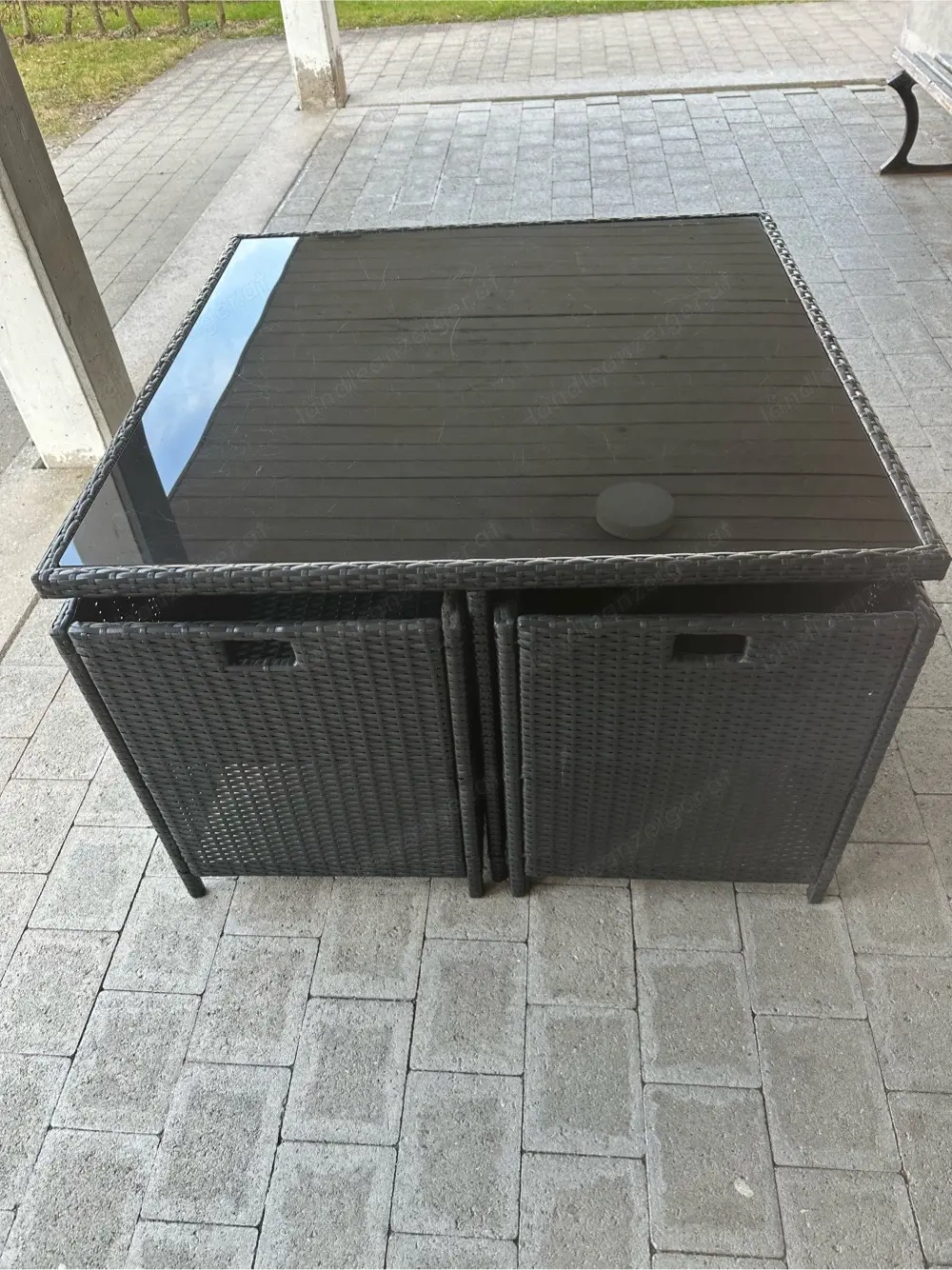 Gartentisch mit 4 Stühlen