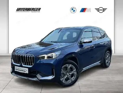 BMW X1 xDrive20d xLine // elektr. Anhängerkupplung // Head-Up // Komfortzugang