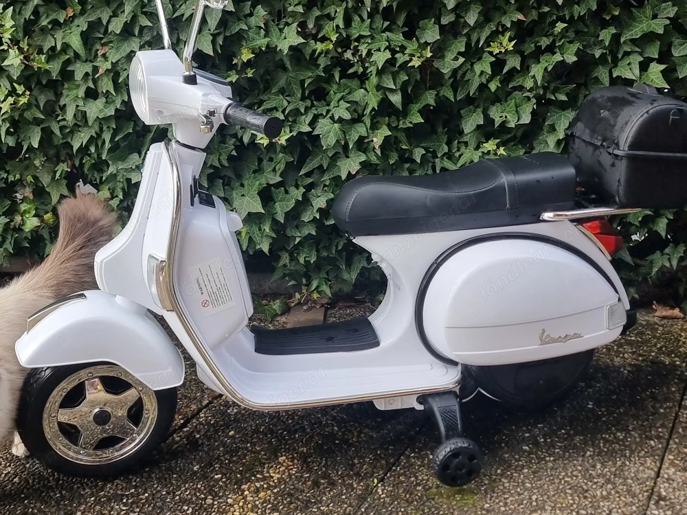 Kinder Elektroroller, Vespa Piaggio