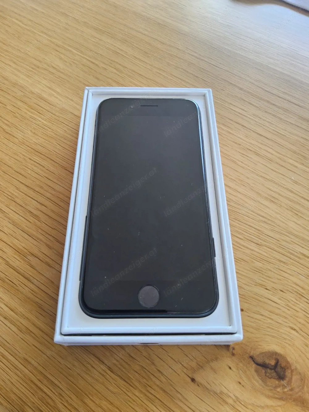 iPhone SE (2022) mit 64 GB Speicher 