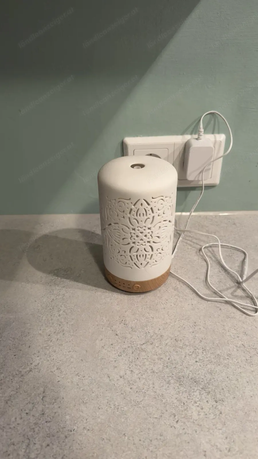 Aroma-Diffuser   Luftbefeuchter mit LED-Licht