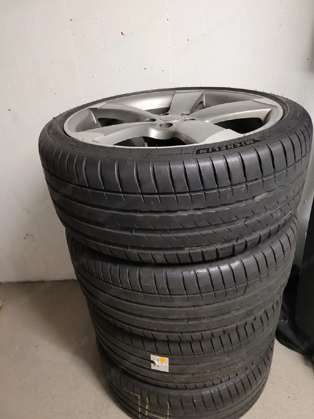 Audi Original Alufelgen  mit Reifen   Michelin 255 35 20..