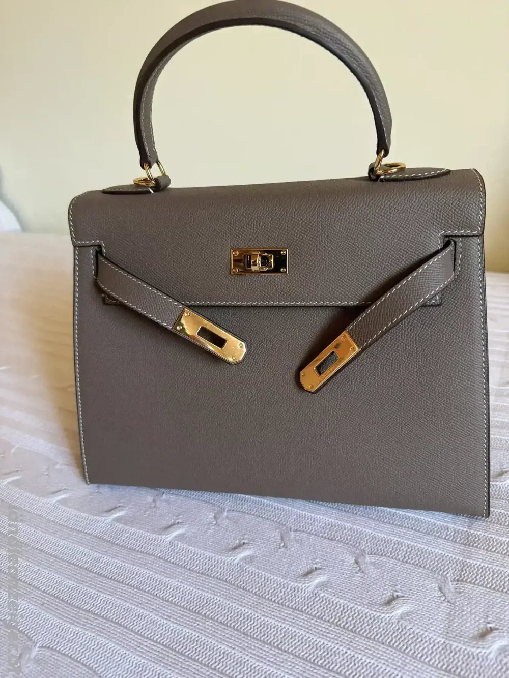 Handtasche echt Leder   100,00