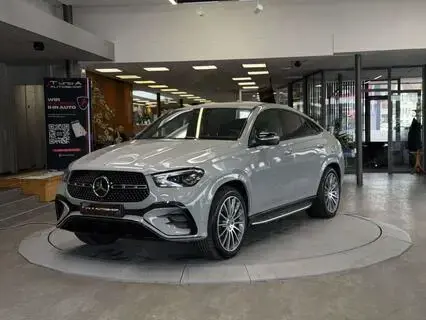 Mercedes-Benz E 400