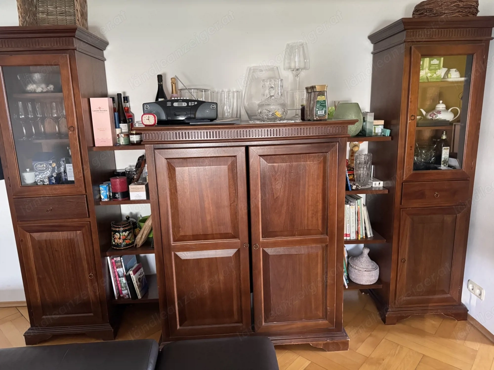 Wohnzimmerschrank zu verkaufen 