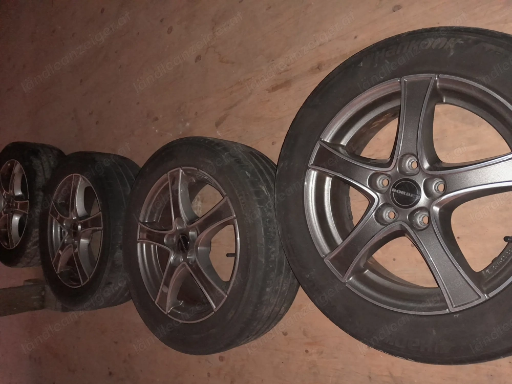 Sommerreifen auf Alu Felgen 4 Stk.