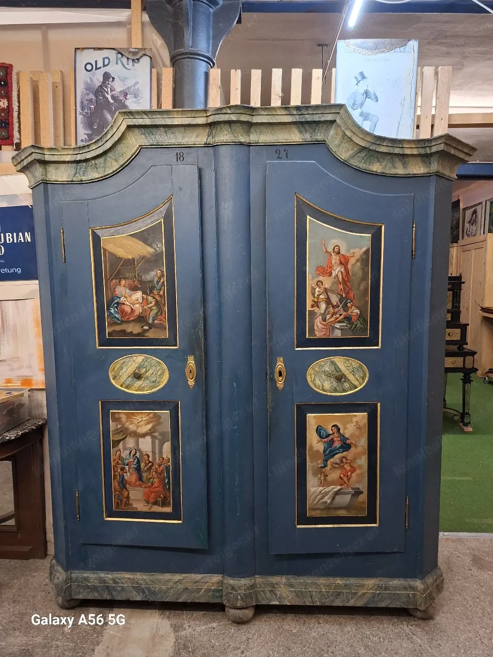 Abgelaugte  Bauernkästen.