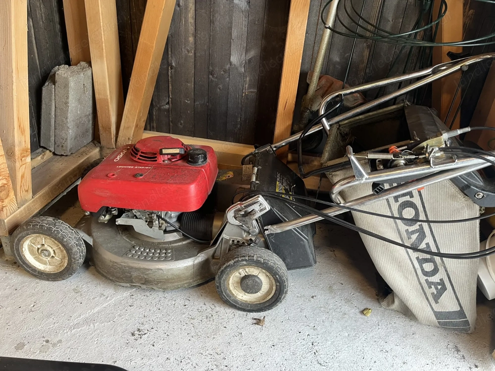 Rasenmäher zu verschenken 