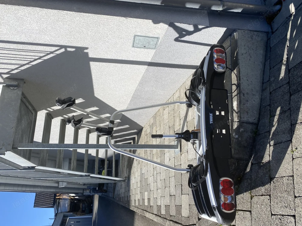 Verkaufe einen Thule Fahrradträger für 3 Räder