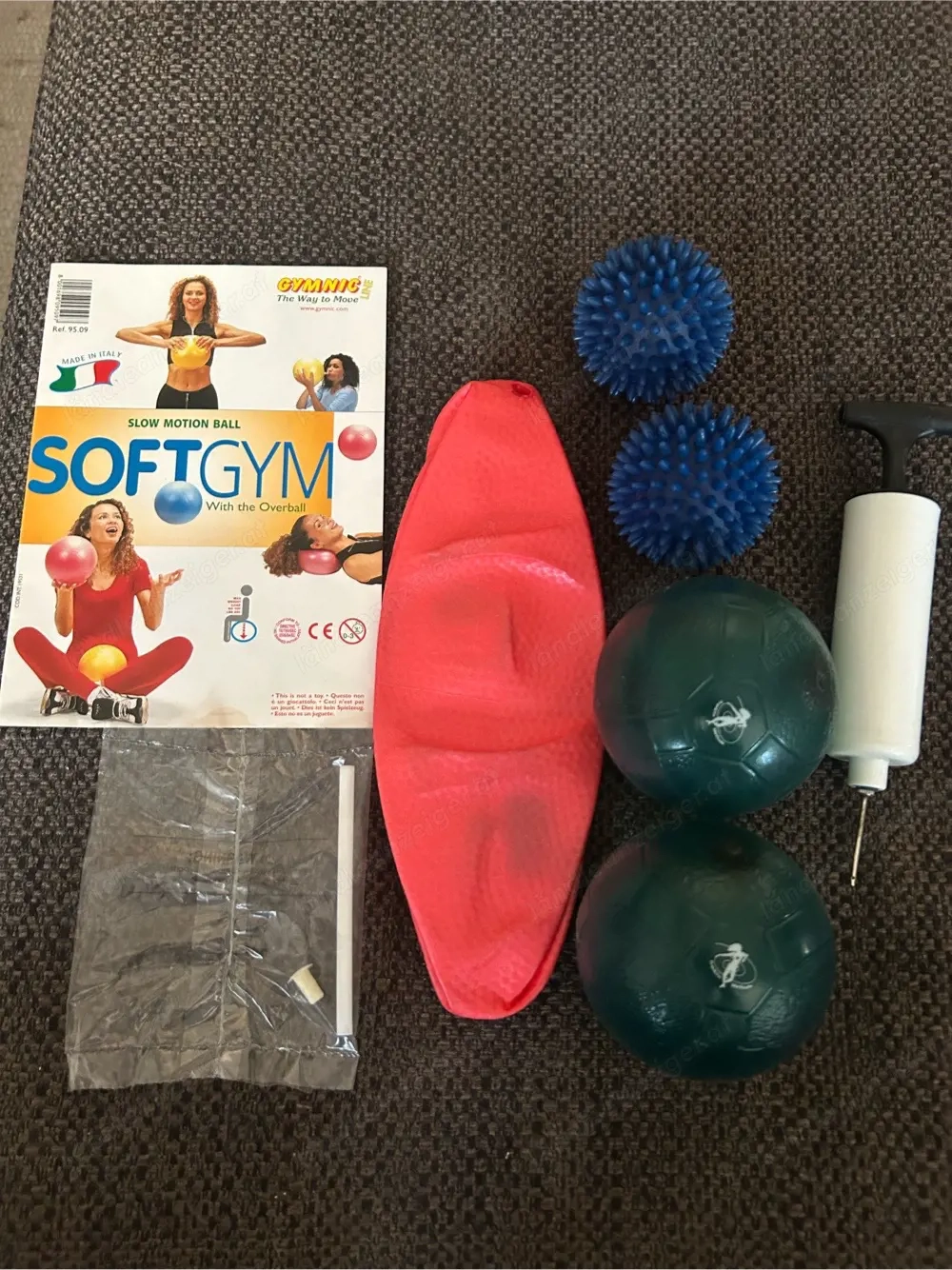 5 verschiedene Gymnastik- bzw Massagebälle