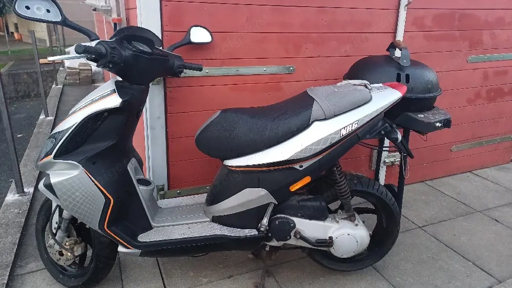 Moped Piaggio NRG