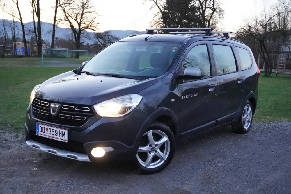 Dacia Lodgy Stepway 1.2 TCe 116PS   Bj. 2018   Gepflegter Langstreckenwagen