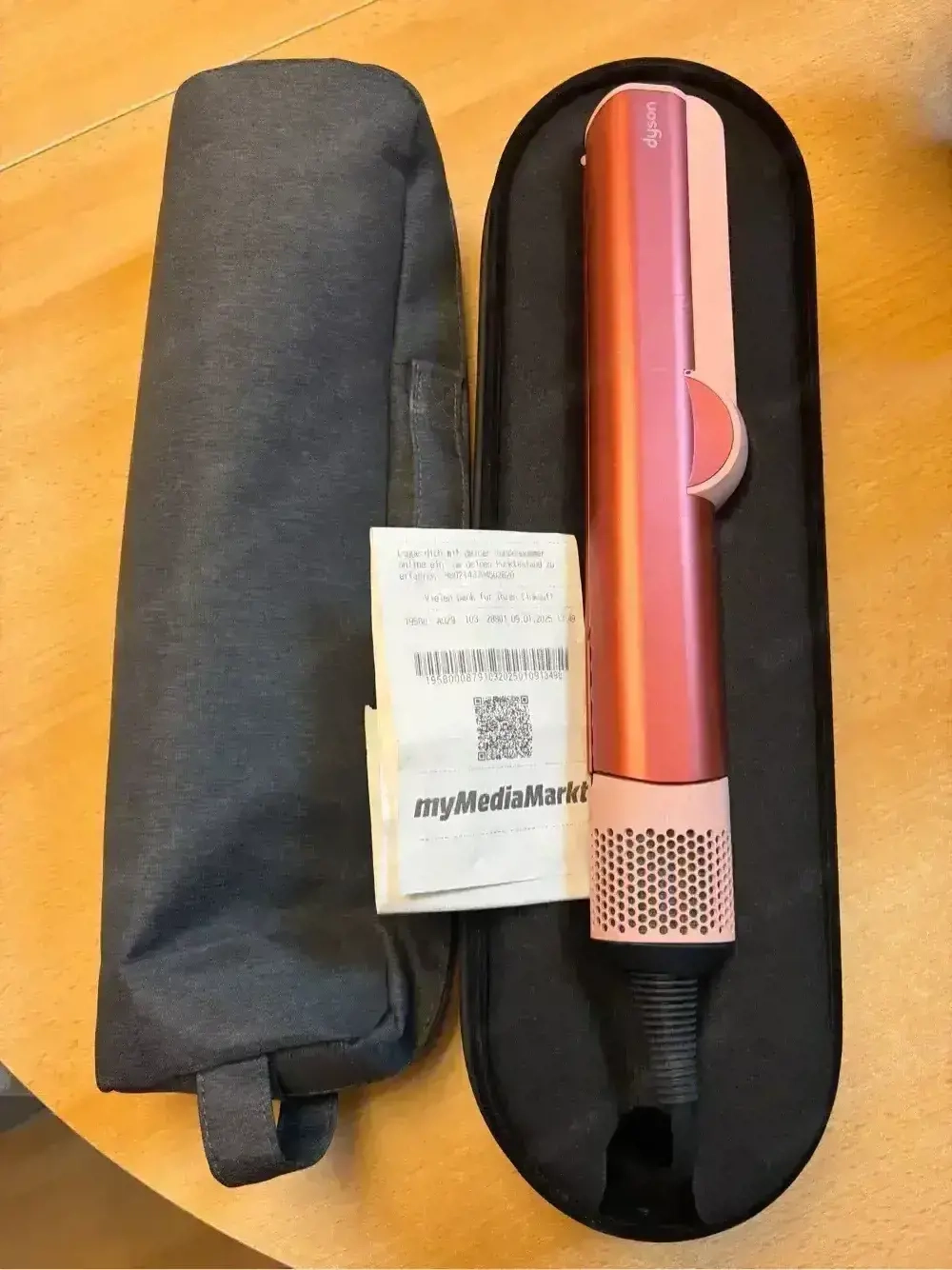 Dyson Airstrait - Garantie noch bis 01 27