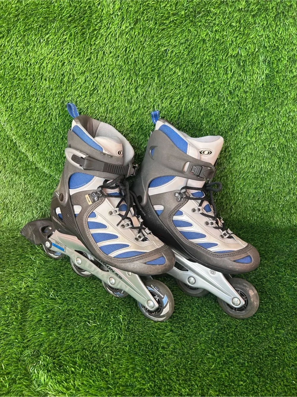 Inlineskates   Rollschuhe