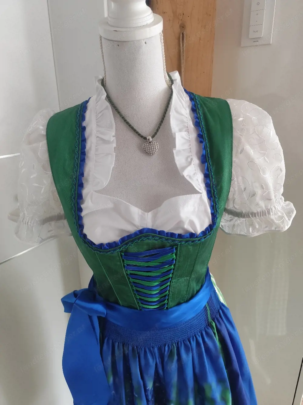 Dirndl....