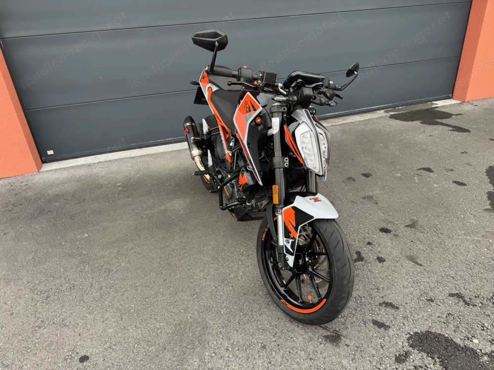 KTM Duke 125 - Naked Bike