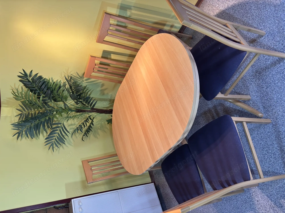 Küchentisch-Set inkl. 6 Stühlen (Tisch ist ausklappbar)