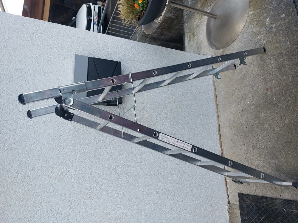 Stehleiter, klein,leicht,wie neu