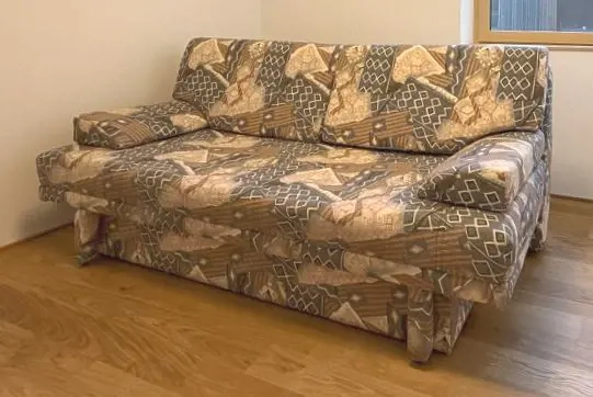 Schlafcouch zu verschenken
