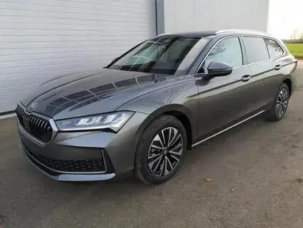 Skoda Superb Combi 2.0 TDI 142kW 4x4 Selection DSG ABT AHK 360 Hea...