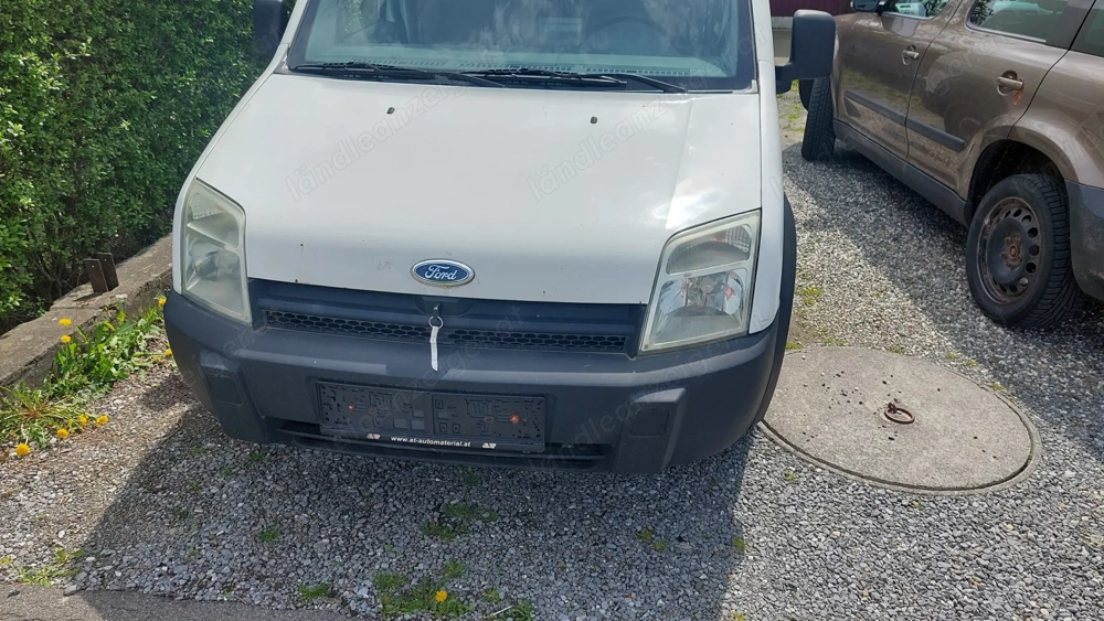 Ford Kleinbus  3 Türen  mit Ahk