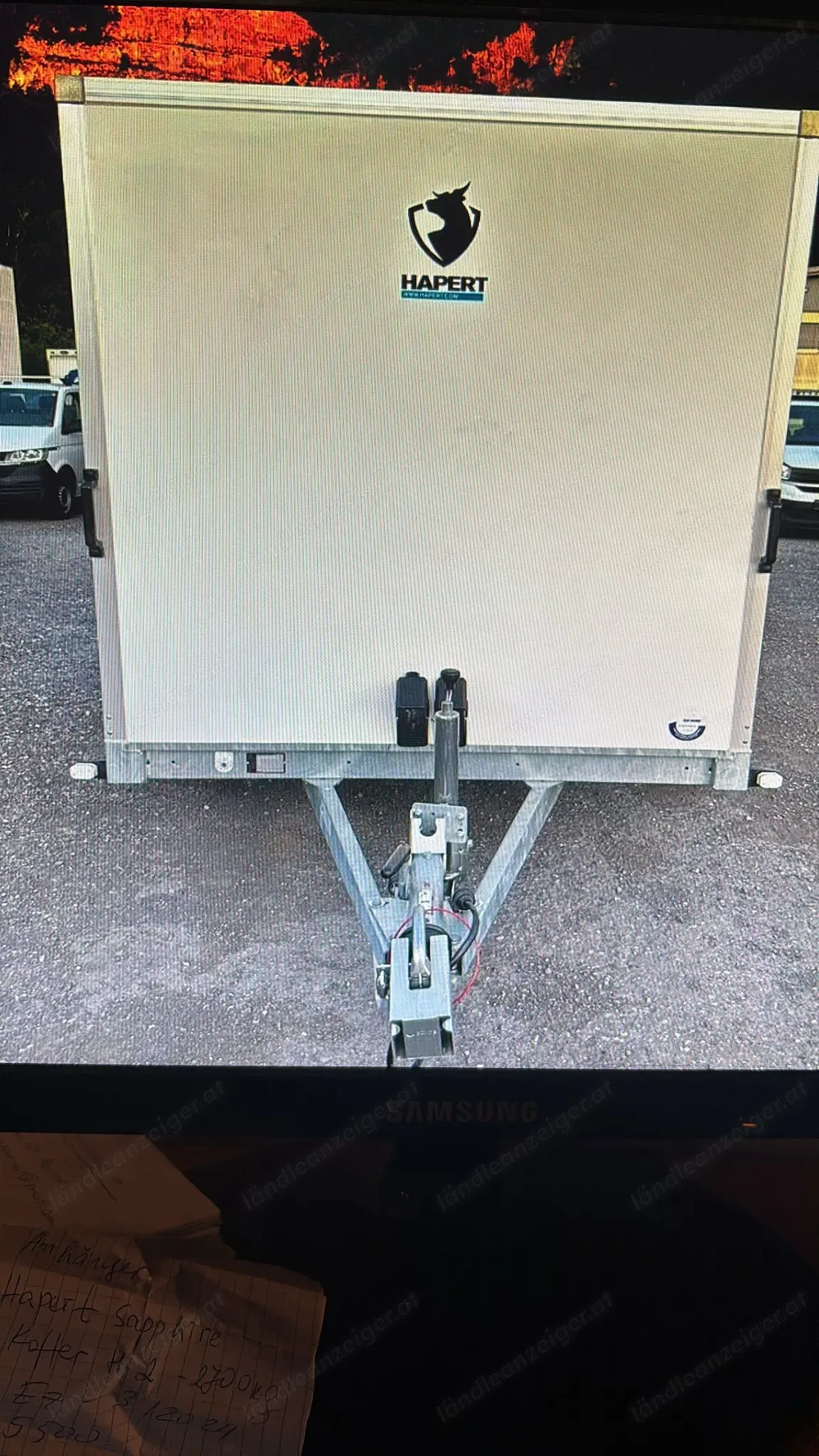 Pferdanhänger Hapert Sapphire Koffer H-2