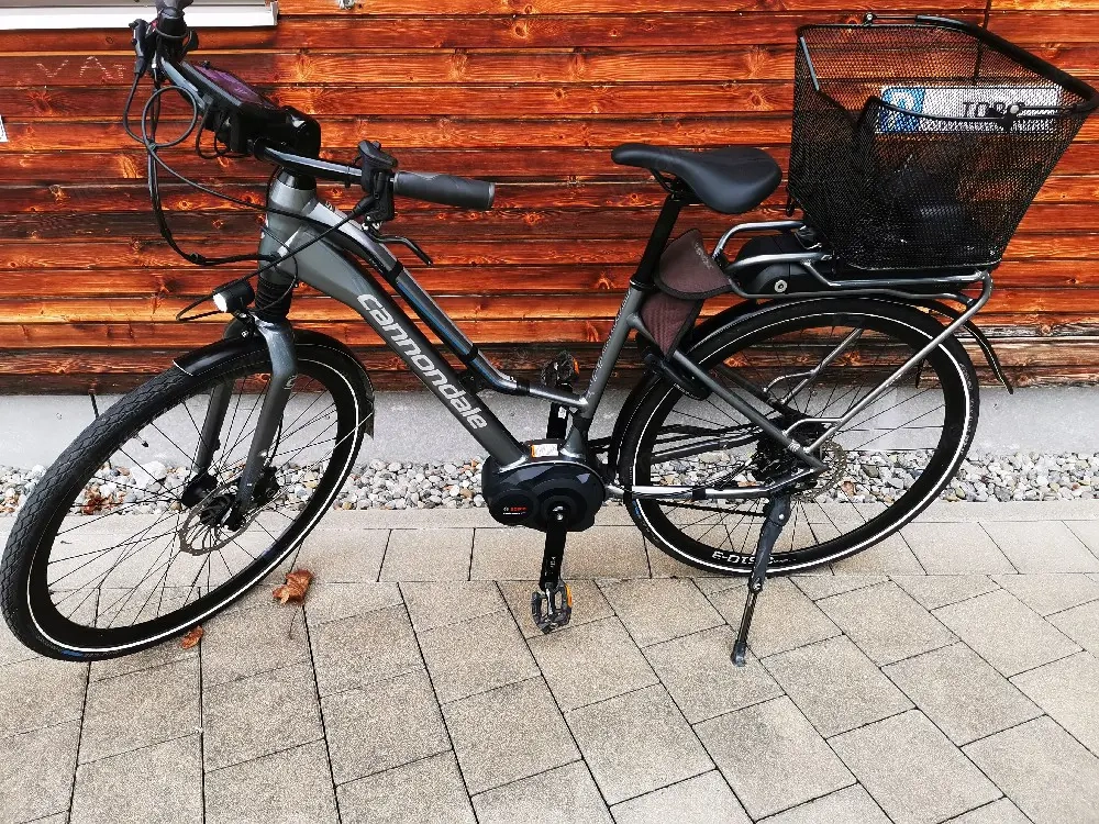Cannondale E-Bike mit Bosch Performance Line   Top Zustand   